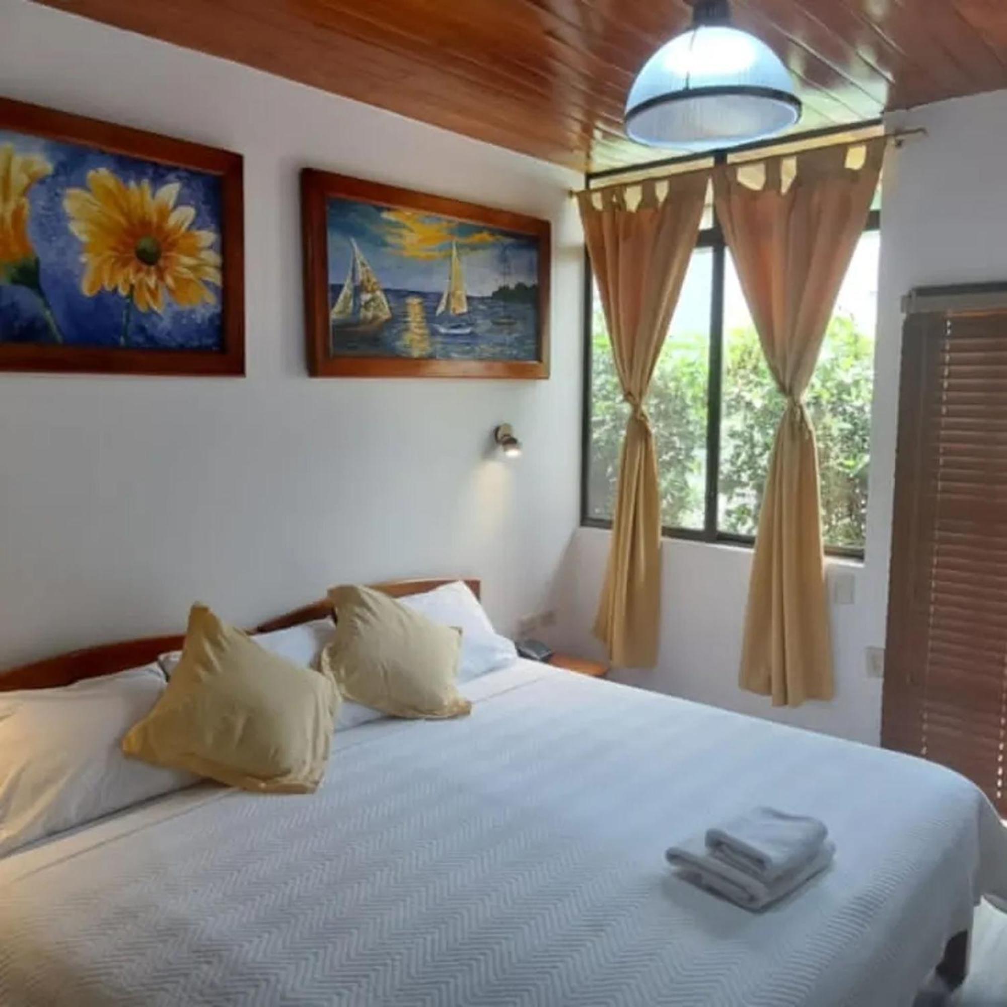 Isla Azul 호텔 푸에르토아요라 외부 사진