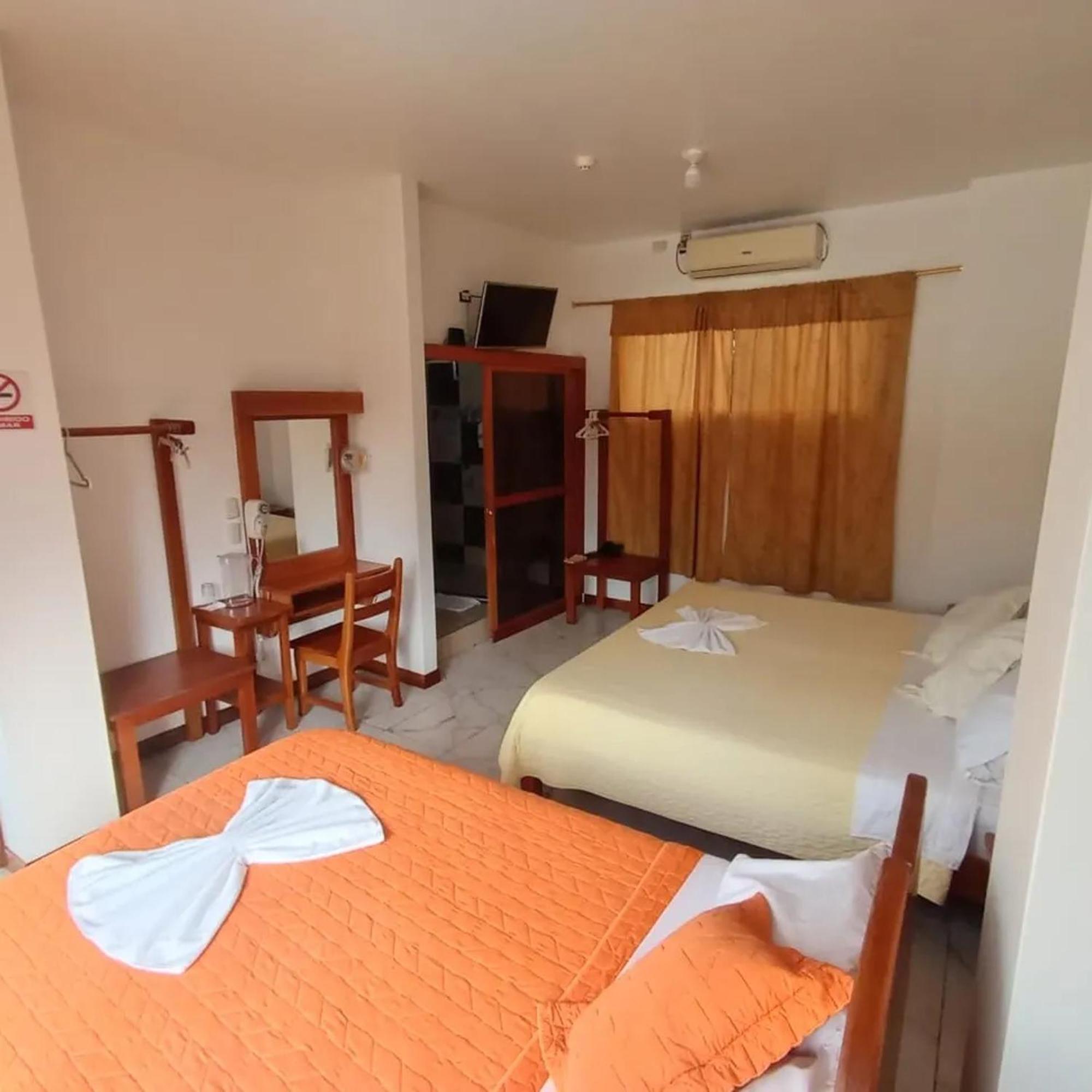 Isla Azul 호텔 푸에르토아요라 외부 사진